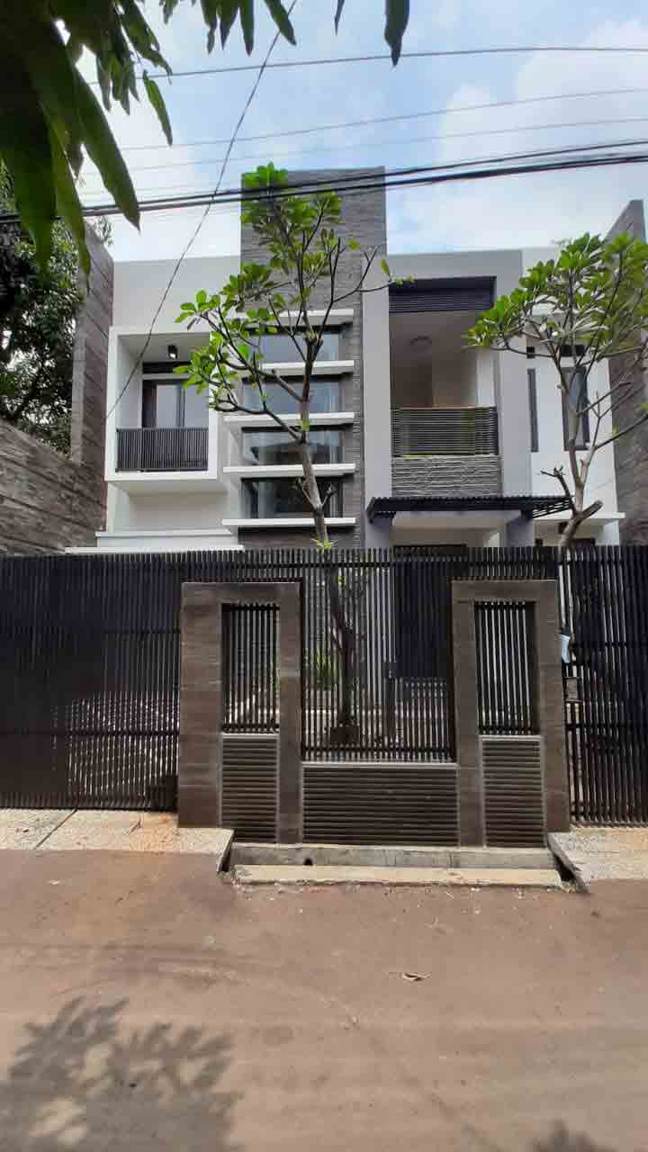 Rumah Minimalis di Sekelimus Buah Batu