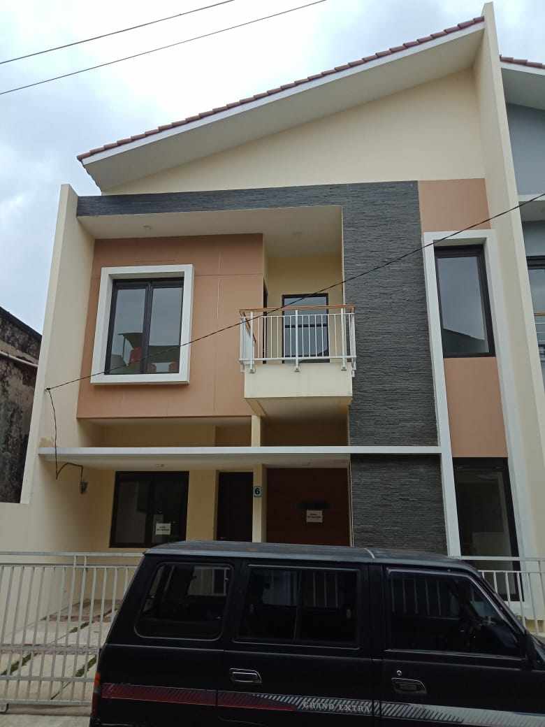 Rumah Minimalis 2 Lantai di Cijagra Buah Batu Bandung