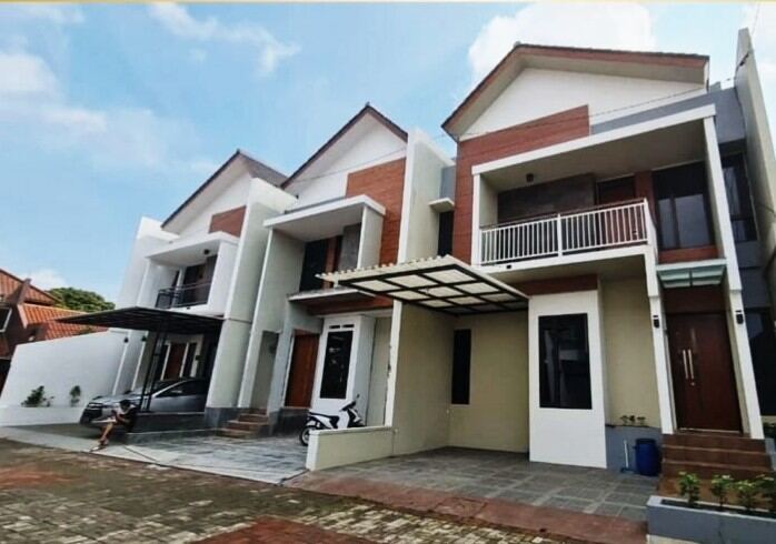 Rumah Baru Tinggal 1 Unit Lokasi Dekat POLBAN Ciwaruga