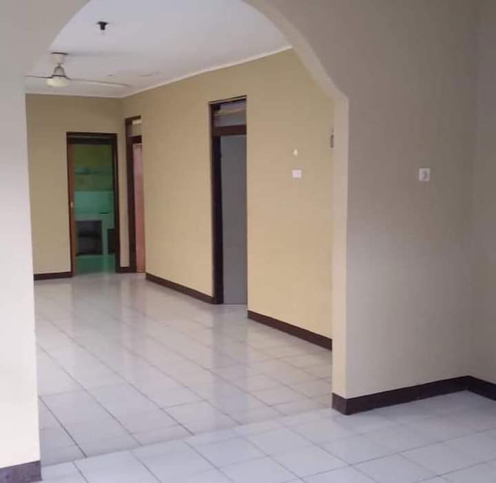 Rumah di Komplek Margahayu Raya Soekarno Hatta