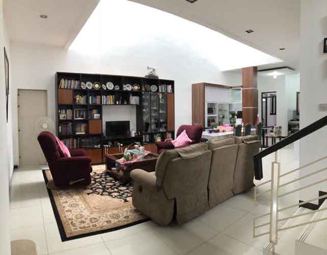 Rumah Mewah 2 Lantai di Turangga Bandung