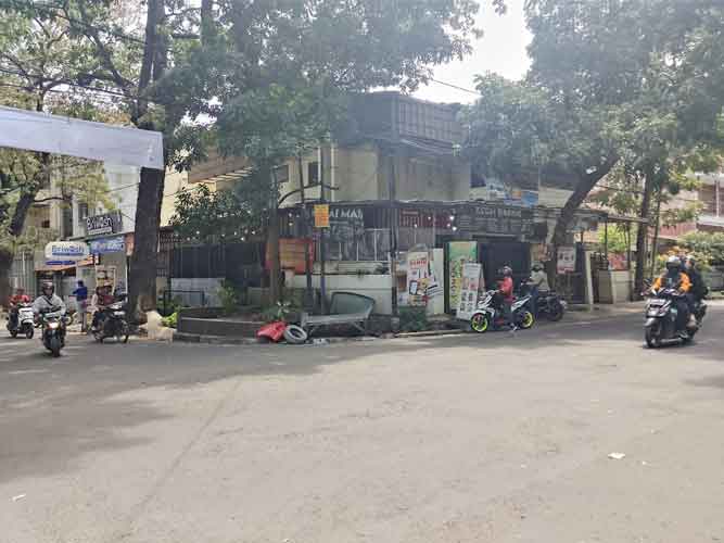 Rumah di Dekat Alun-Alun Kota Bandung