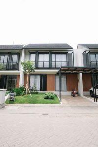 Dijual Rumah Mewah Furnished di Kota Baru Parahyangan