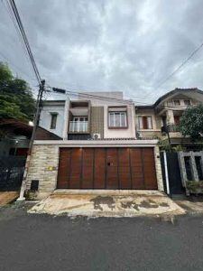 Dijual Rumah Siap Huni di Suryalaya Buah Batu Bandung