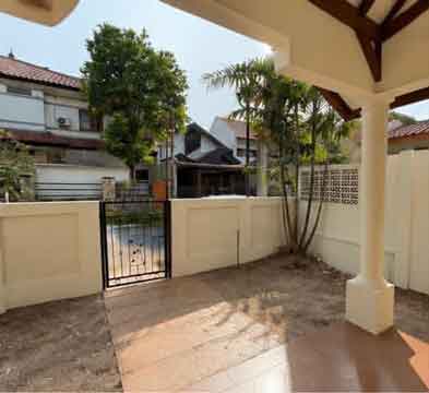 Rumah di Komplek Perumahan Camar Bintaro Sektor 3