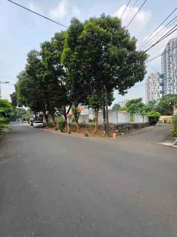 Tanah di Jalan Catur Menteng Dalam Jakarta Selatan