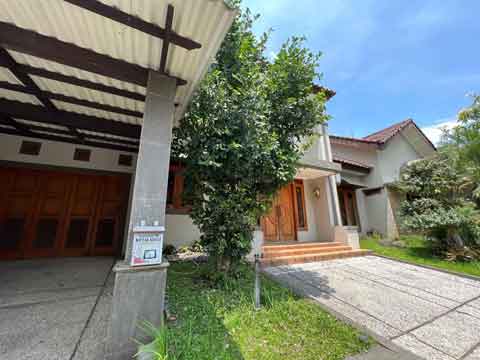 Rumah Siap Huni di Taman Pesona Mediteran Bandung